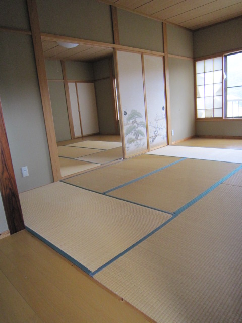 Other room space. The second floor is also a Japanese-style room 2 rooms