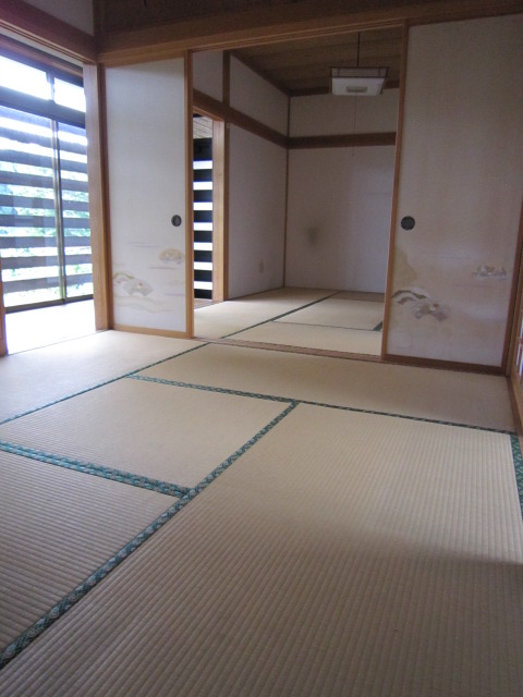 Living and room. The first floor is Japanese-style room 2 rooms