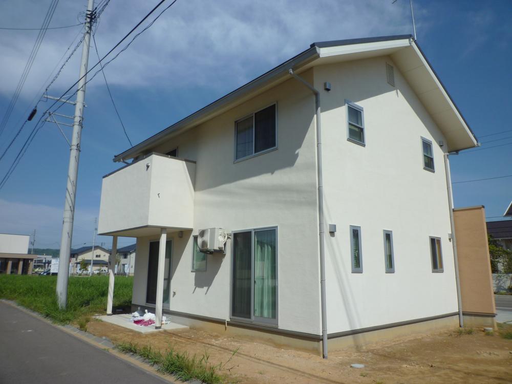 Local appearance photo