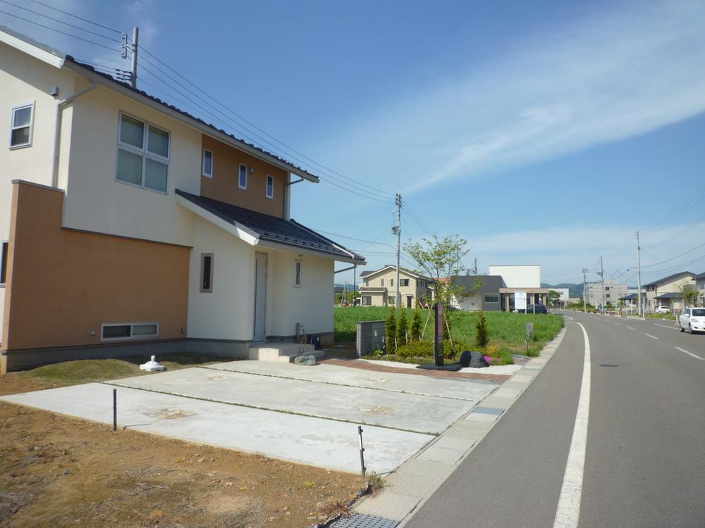 Local appearance photo