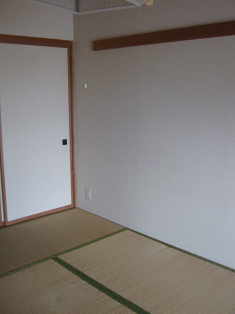 Other room space. There is also a Japanese-style room ☆ 