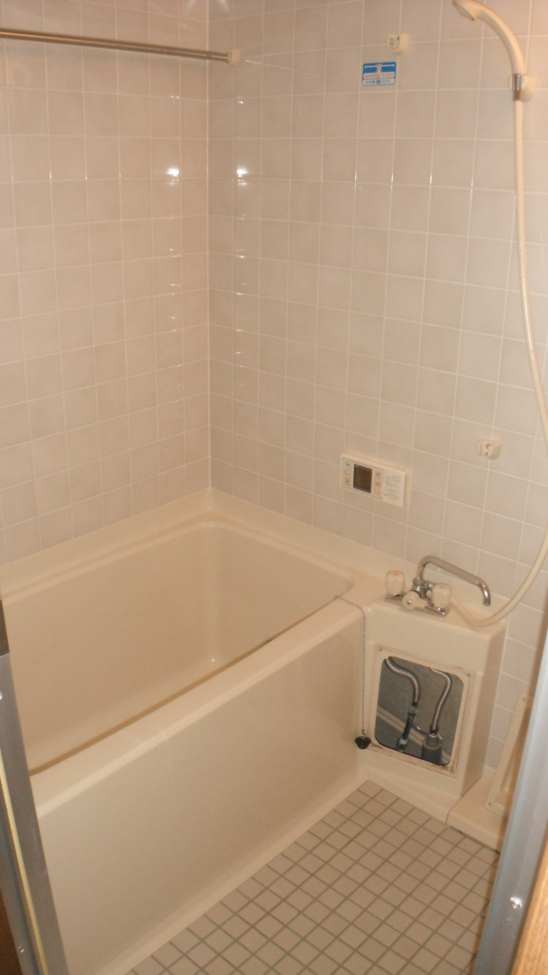 Bath. With bathroom ventilation drying heater