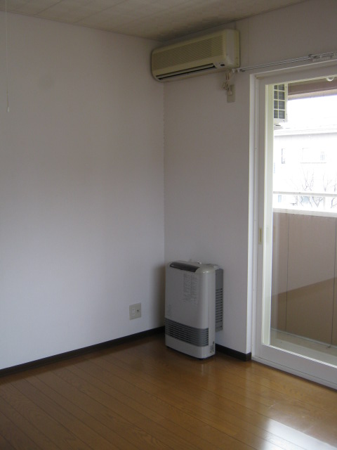 Living and room. Western-style is lucky also spacious a fan heater in 8 pledge !!