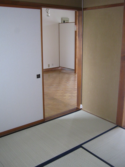 Other room space. A Japanese-style room is also housed ~  ☆ 