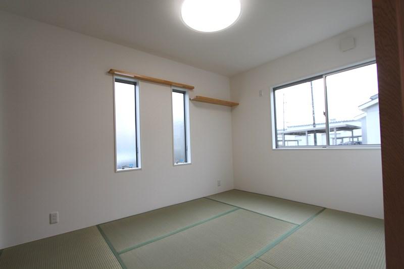 Other introspection. 6-mat Japanese-style room is also housed, Drawing room, Second Living, You can also use the bedroom. 