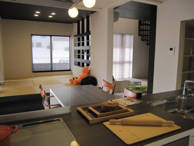 Kitchen. You can dishes while enjoying the family and conversation