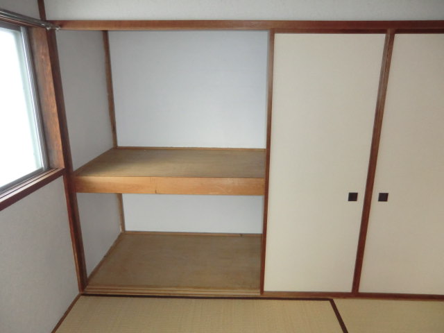 Receipt. Second floor Japanese-style room Armoire