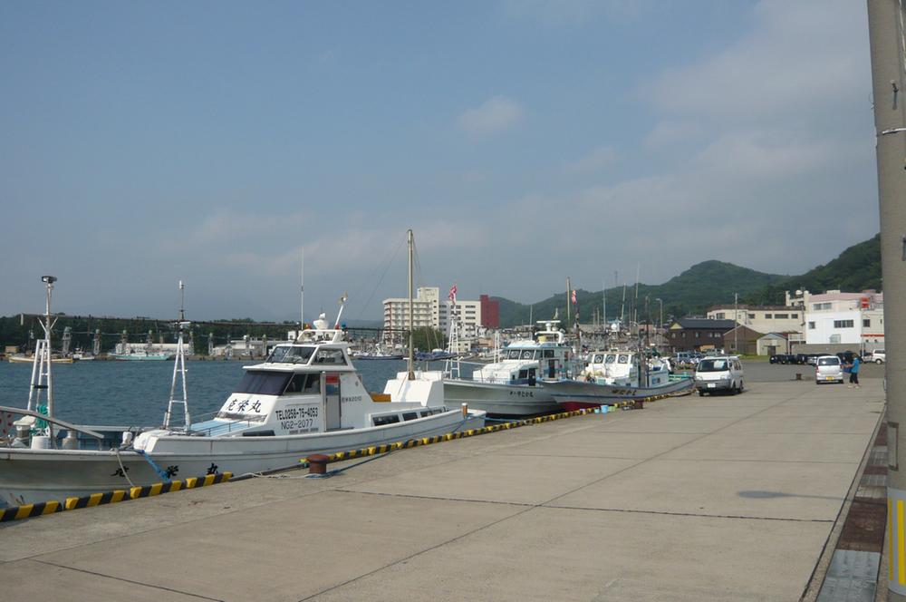 Other Environmental Photo. Teradomari Port