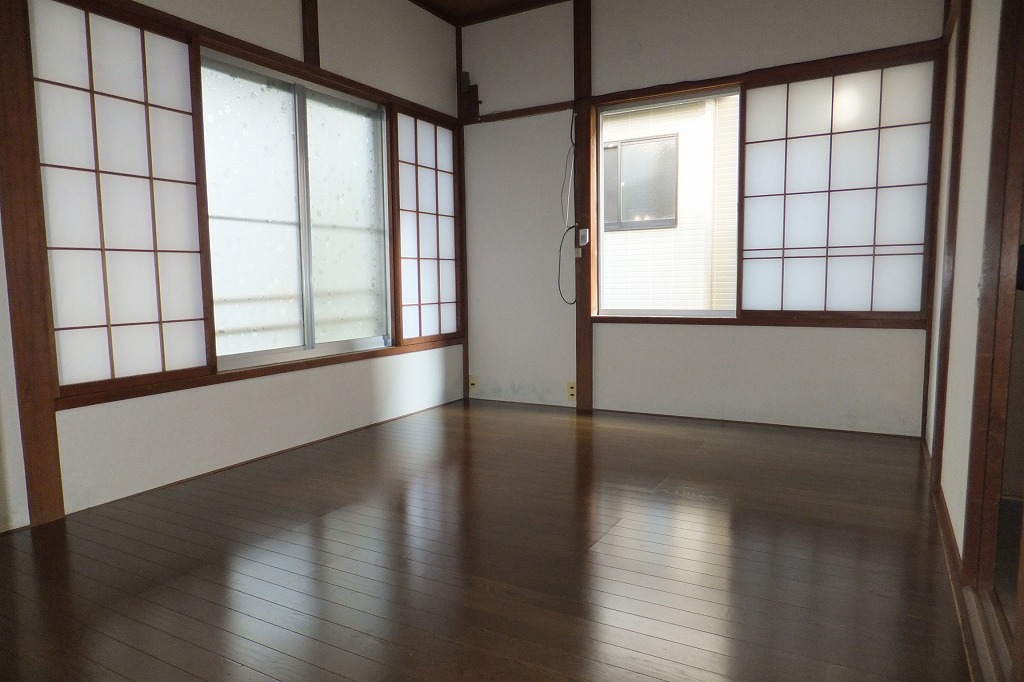 Living and room. 6 tatami Interoceanic