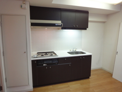 Kitchen. System kitchen! 