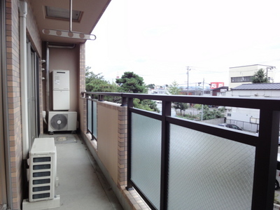 Balcony. Spacious balcony