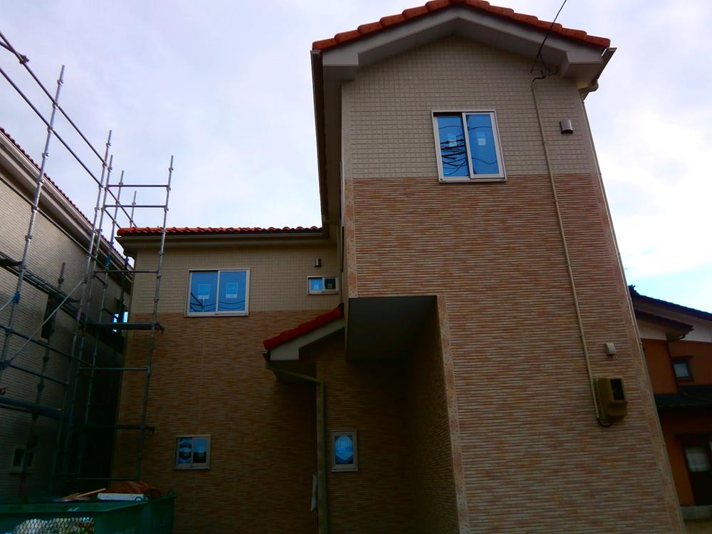 Local appearance photo. 7 Building completed soon! 