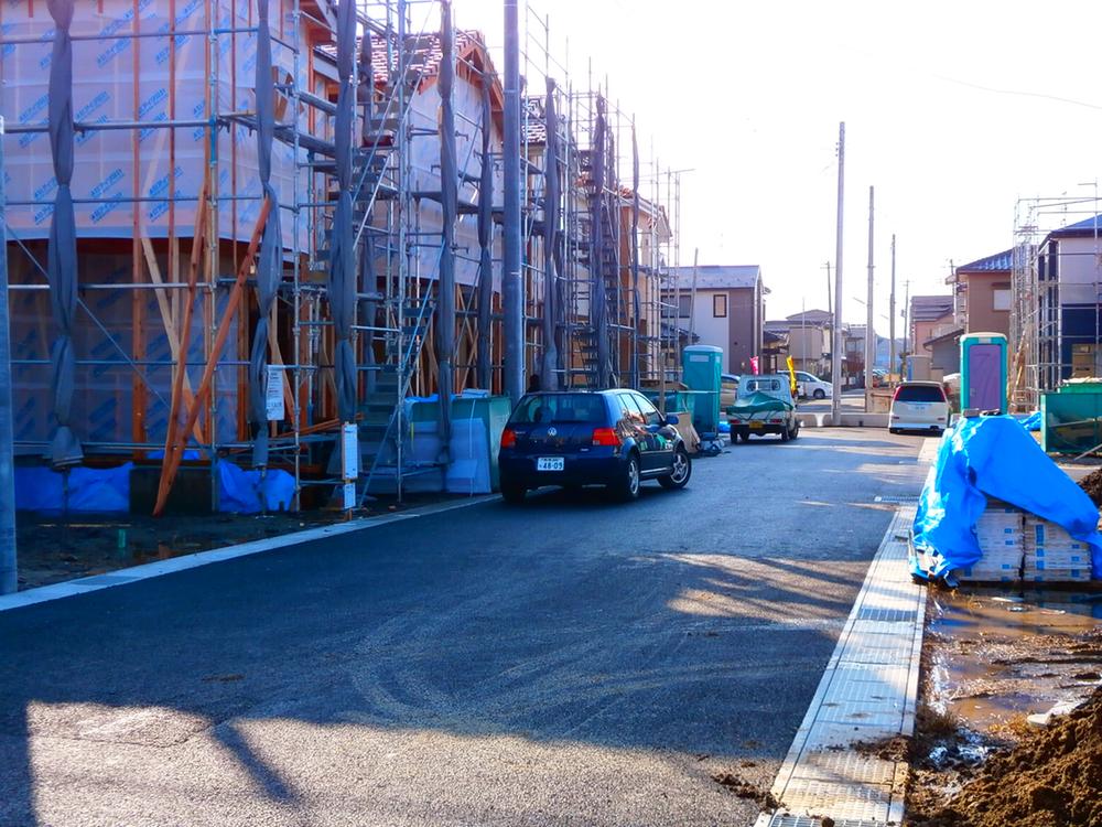 Sale already cityscape photo. Local streets