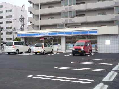 Convenience store. Lawson Niigata Sasaguchi 2-chome up (convenience store) 499m