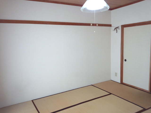 Living and room. Japanese-style room 6 tatami