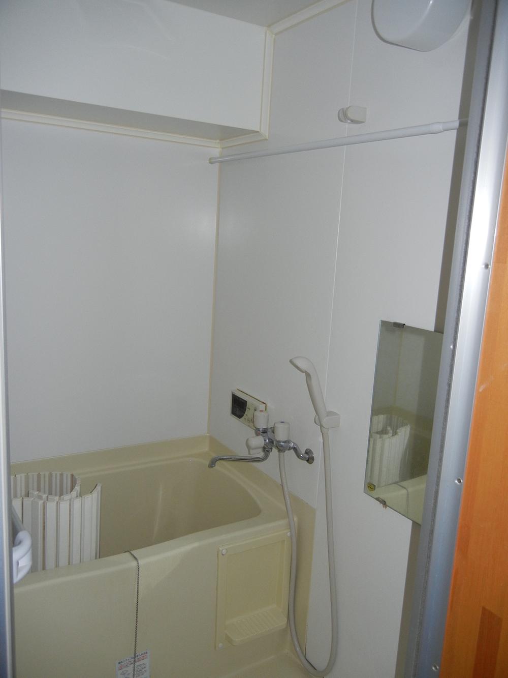 Bathroom. Indoor (March 2012) shooting