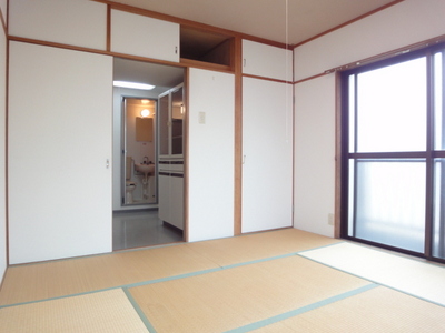 Other room space. Relaxing Japanese-style room type