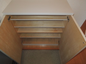 Entrance. Cupboard with storage