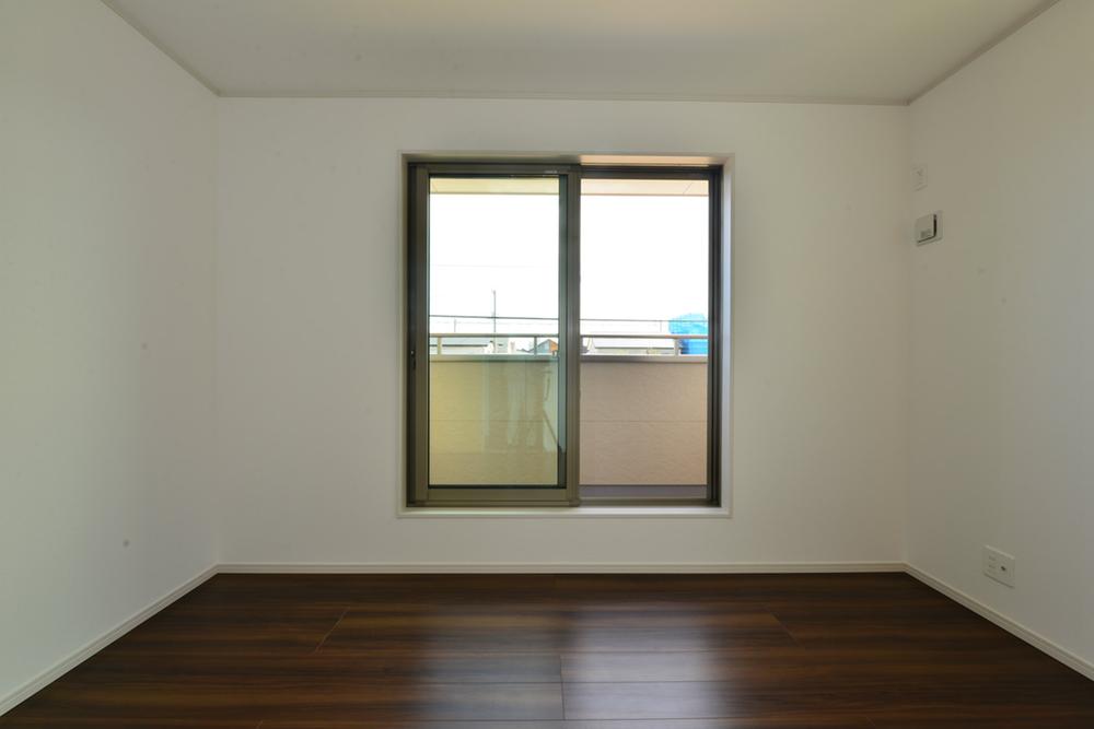 Non-living room. Room (August 2013) Shooting