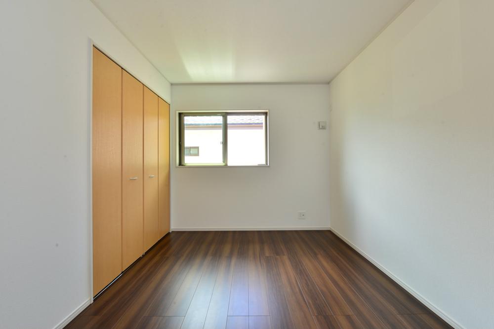 Non-living room. Room (August 2013) Shooting