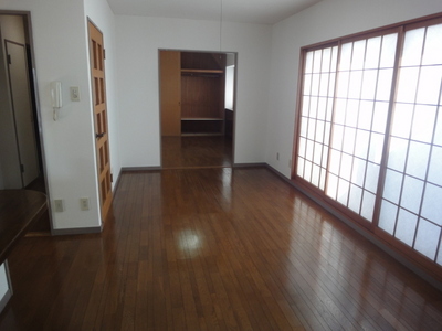 Living and room. Facing south in a bright living room