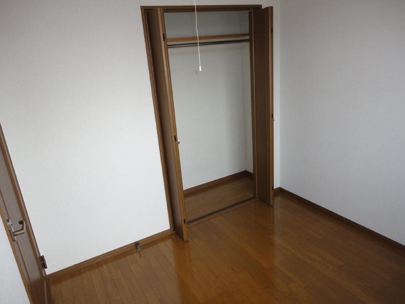 Other room space. There is also housed in the entrance side of the Western-style