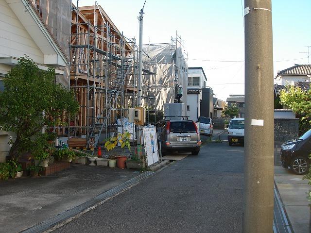 Local photos, including front road. Local (September 2013) Shooting