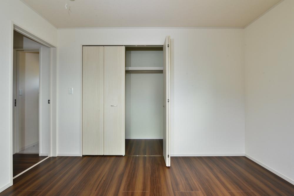 Non-living room. Room (August 2013) Shooting