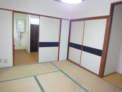 Other room space. Guests can relax in the Japanese-style room