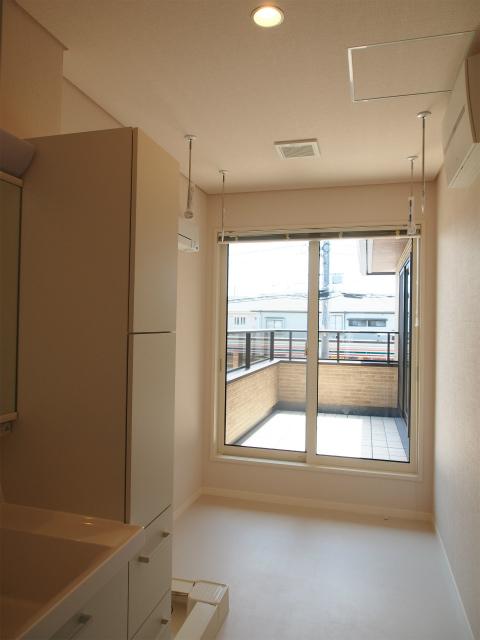 Other introspection. Room (May 2013) Shooting wash ・ Dry ・ Considering work to put away, Efficient housework flow line