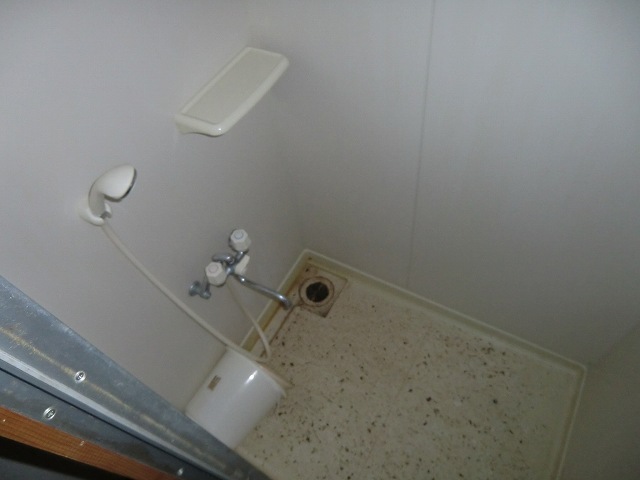 Bath. Shower room