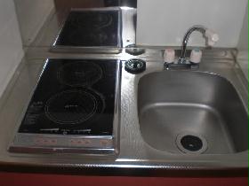 Kitchen. With electric stove