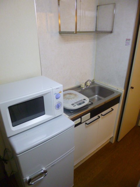 Kitchen. Happy consumer electronics fridge, microwave, Washing machine comes with! 