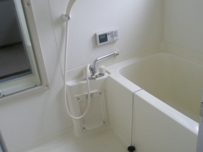 Bath. Cold in Niigata bathroom add-fired function