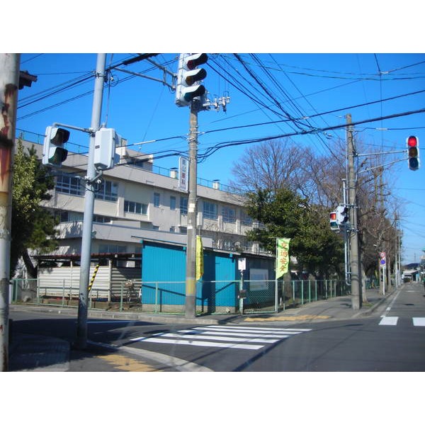 Primary school. 168m to Niigata City Nakano Mountain Elementary School (elementary school)