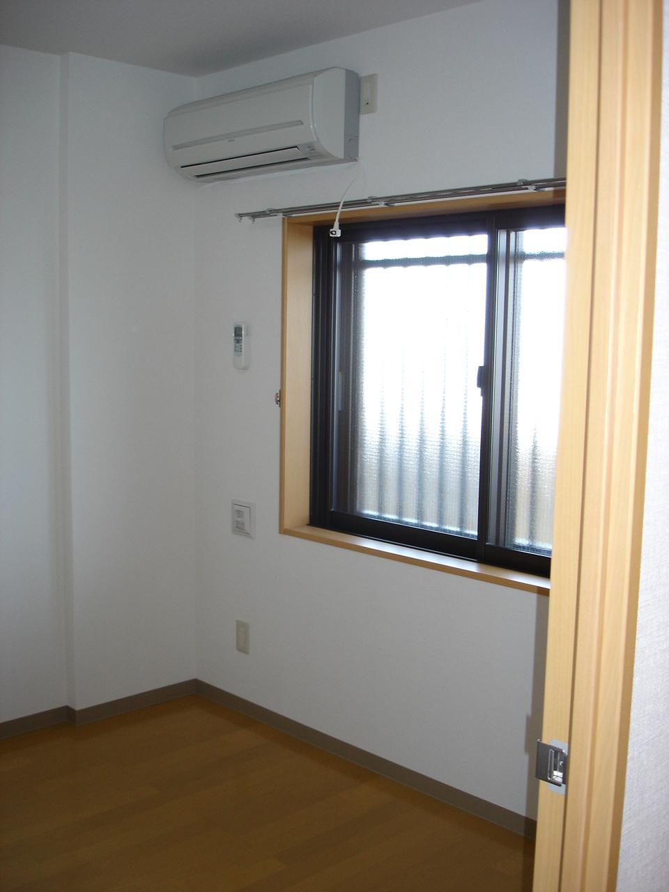 Other room space. With Western-style air-conditioned