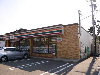 Convenience store. Seven-Eleven Niigata Matsuhama 6-chome up (convenience store) 598m