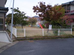 Local photos, including front road. Adjacent land park ・ Sunny