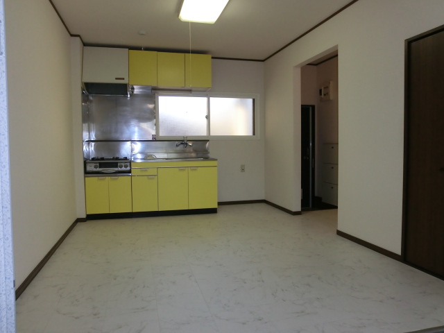 Kitchen. DK was finished in bright colors, Lighting LED! 