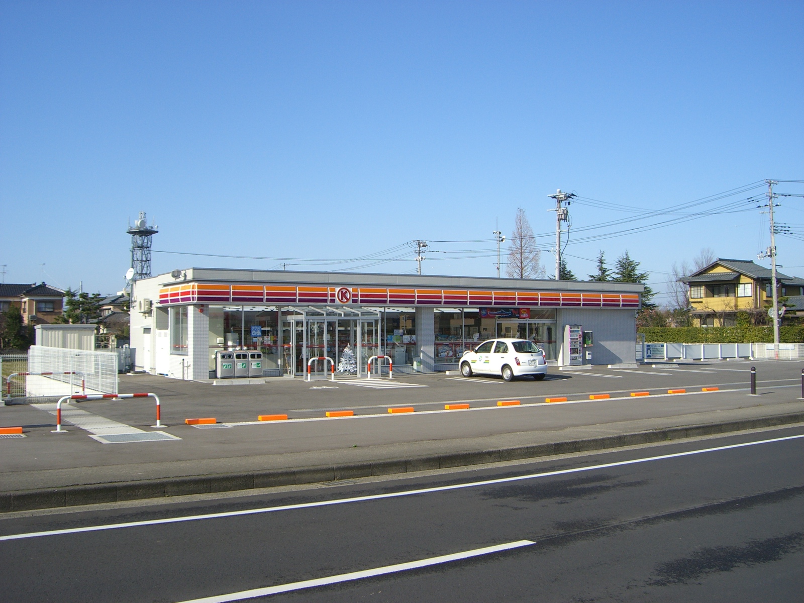 Convenience store. Circle K Shirane Bunkyo-cho store (convenience store) to 382m