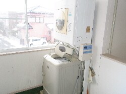 Other Equipment. Launderette equipped to co-corridor