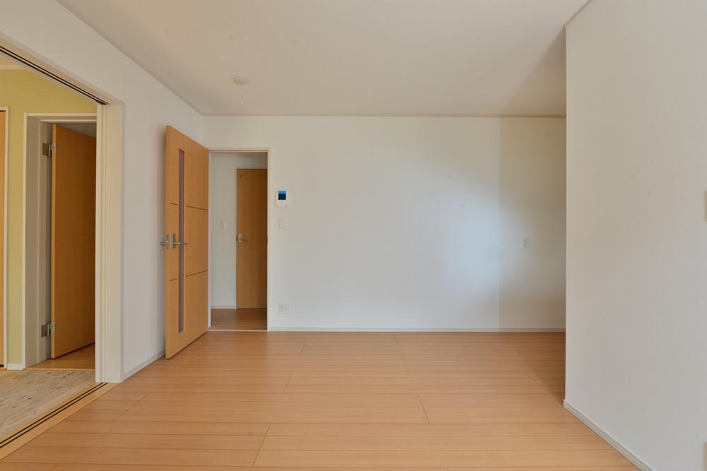 Living. Room (August 2013) Shooting