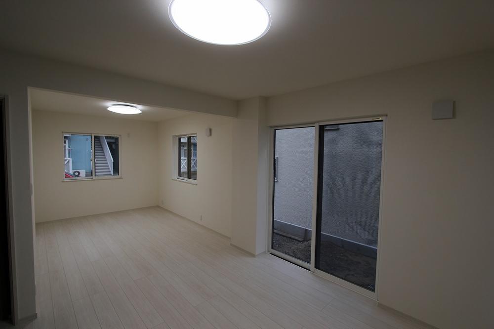 Living. Indoor (12 May 2013) Shooting