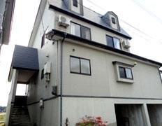 Local appearance photo. Wooden + reinforced concrete aluminum Itabuki three-story
