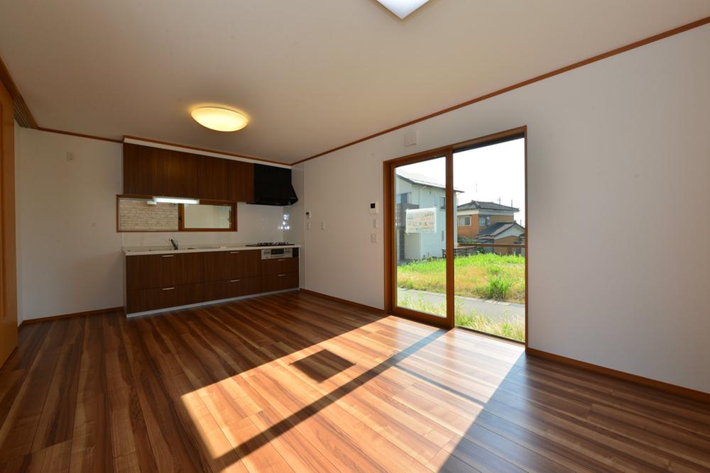 Kitchen. Indoor (July 2013) Shooting