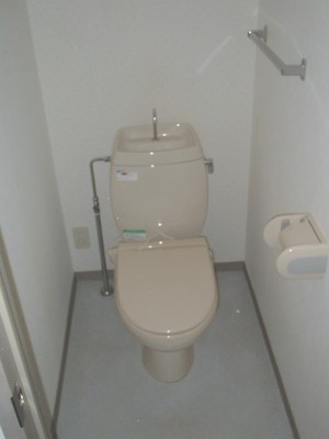 Toilet. It is a cold winter also safe in the heating toilet seat ☆ 