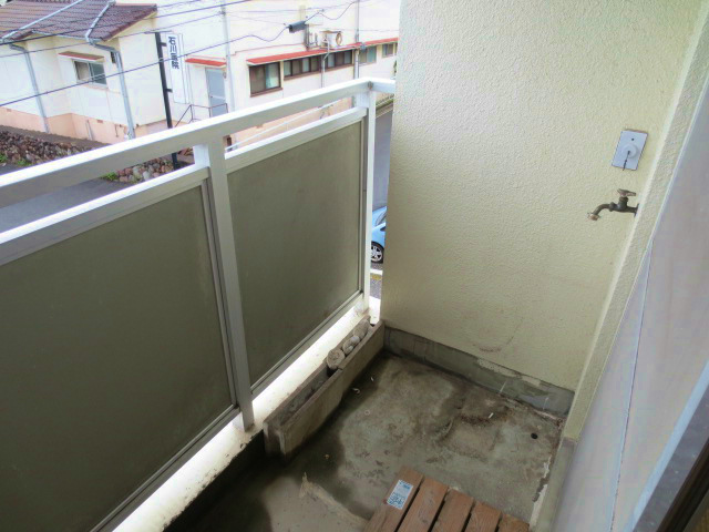 Balcony. Laundry Area