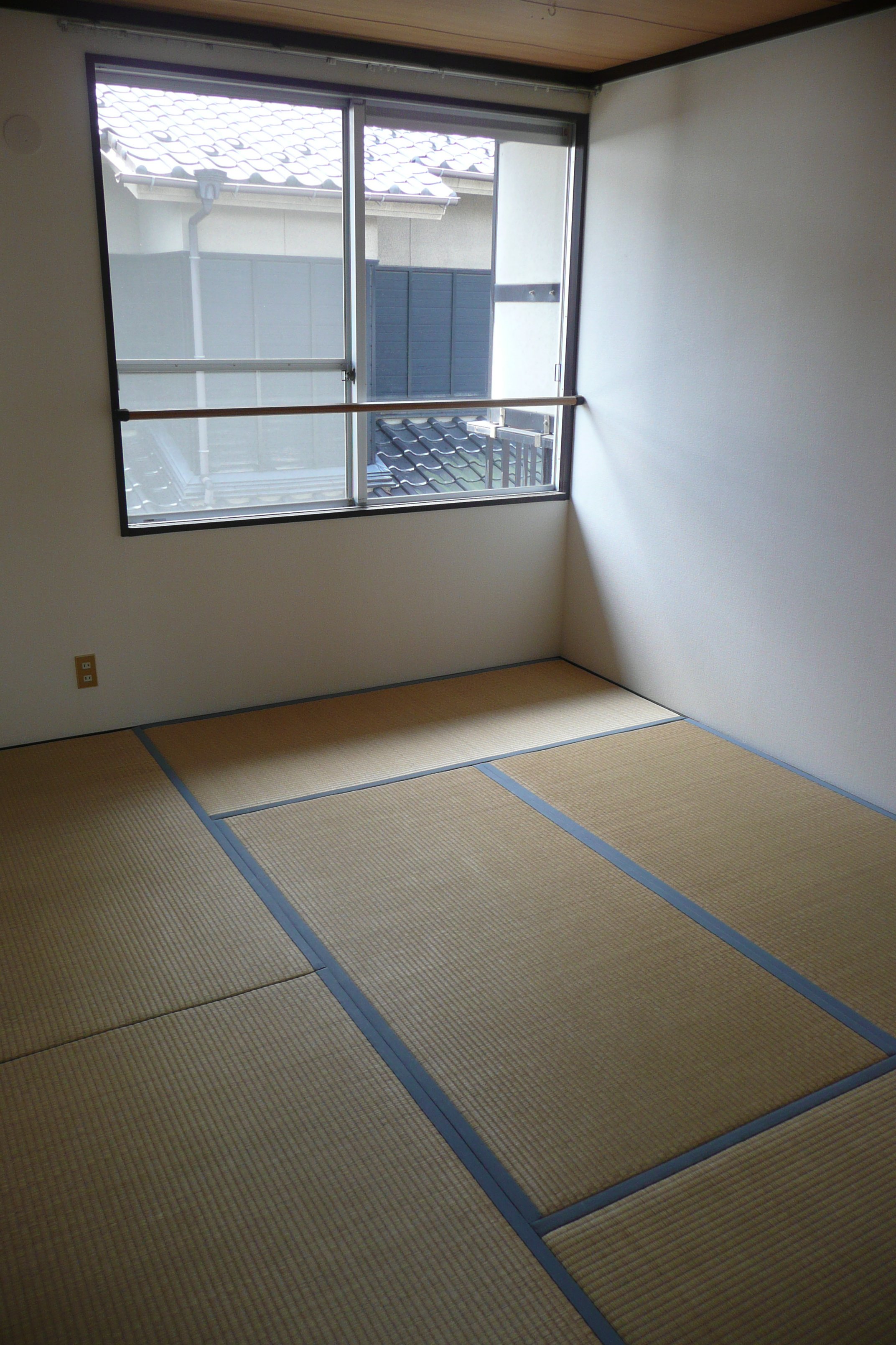 Other room space. Japanese-style room 6 quires