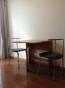 Living and room. table ・ Chair is equipped!