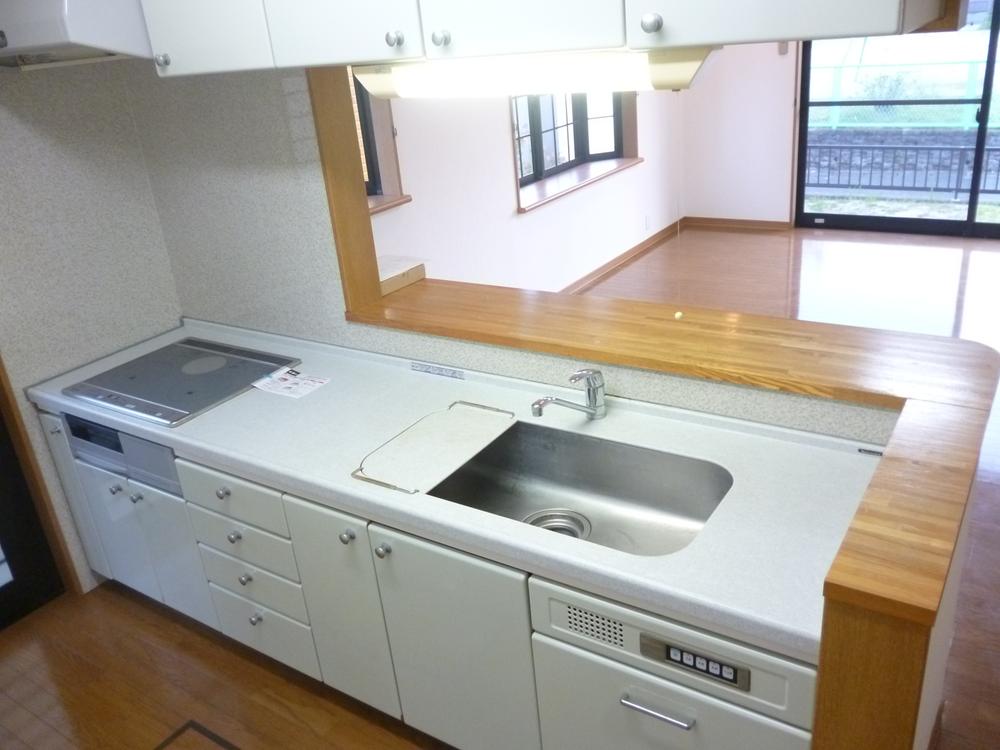 Kitchen. Kitchen is also big, Outstanding is the ease of cooking ☆ 